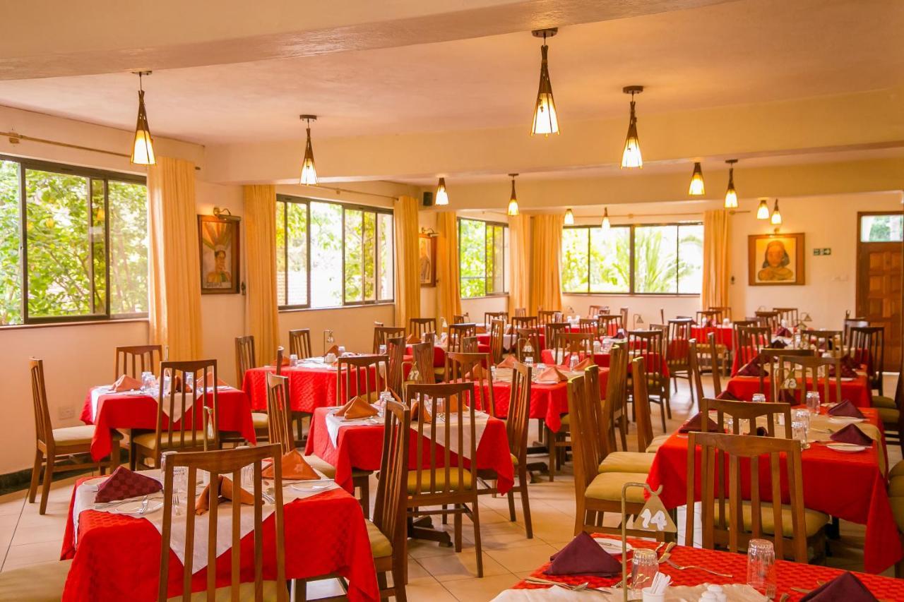 Green Hills Hotel Nyeri Kültér fotó